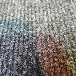 comment poser de la moquette en grande largeur