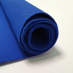 couper du tapis stand expo