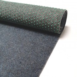 comment nettoyer un gazon synthétique