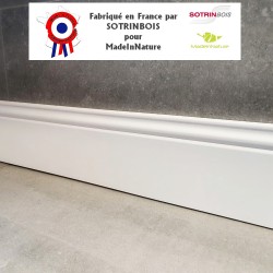 angle plinthe blanches