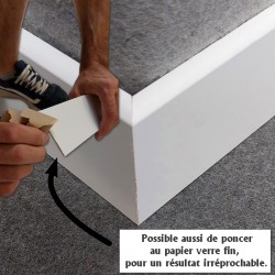poser des plinthes blanches en bois