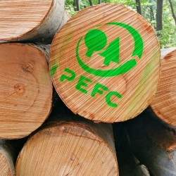 poser des plinthes en bois hauteur 7 cm