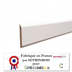 corniche bois moulurée blanche pour soubassement