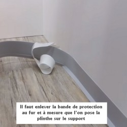 plinthe adhésive étanche à lèvres souples blanche